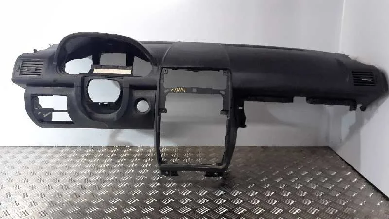 Salpicadero para Mercedes-Benz Clase A (W169)