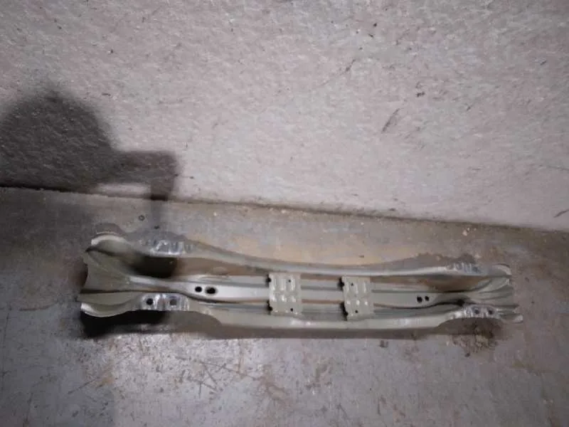 Refuerzo Paragolpes Trasero para Volvo V40
