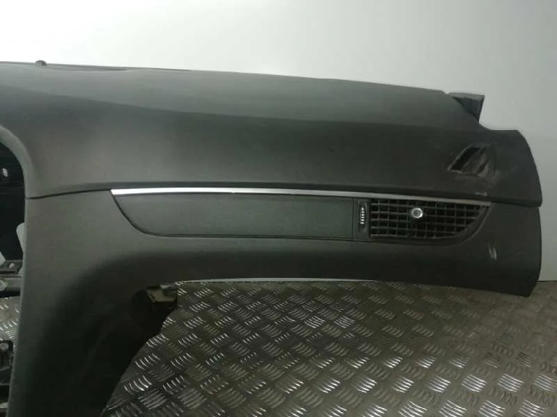Salpicadero para Saab 9-5 Lim. (03. 2010->)