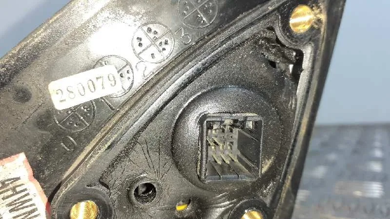Retrovisor Derecho para Hyundai Elantra (Xd)
