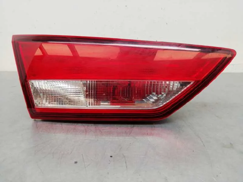 Piloto Trasero Izquierdo Interior para Seat Leon St (5F8)