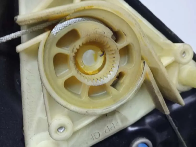 Elevalunas Trasero Derecho para Volkswagen Eos (1F7)