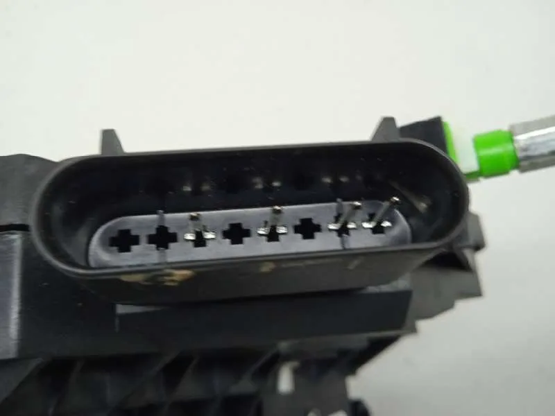 Cerradura Puerta Trasera Izquierda para Ford Ecosport
