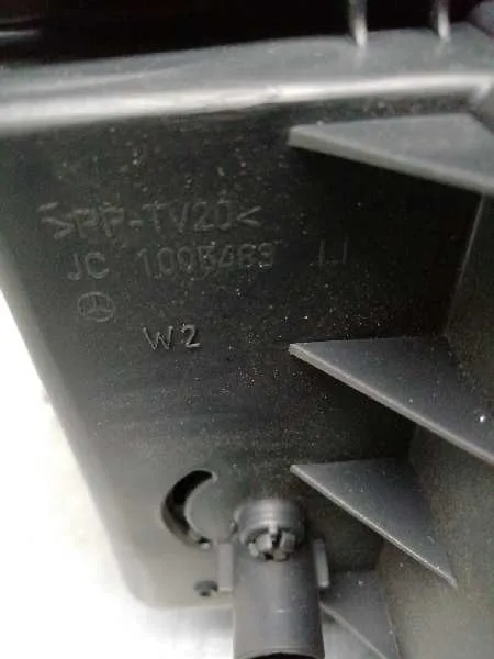 Guantera para Mercedes-Benz Clase A (W169)