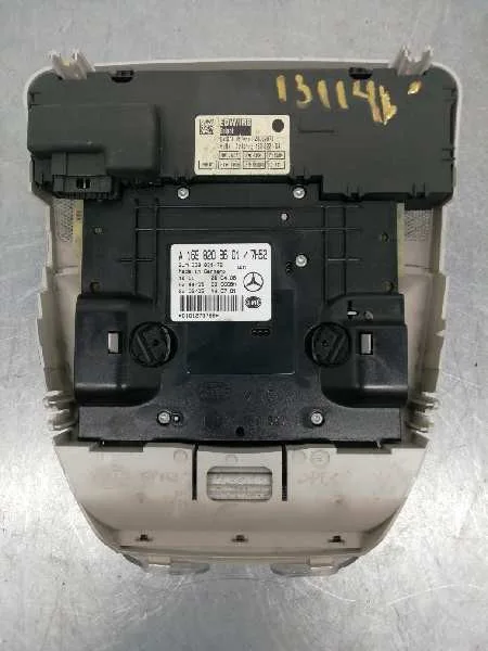 Luz Interior para Mercedes-Benz Clase A (W169)