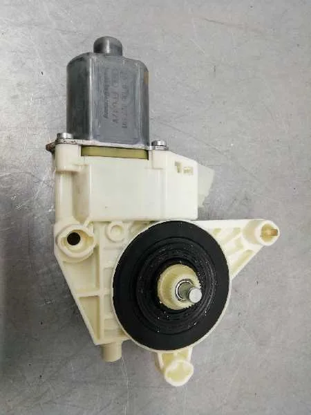 Motor Elevalunas Delantero Derecho para Mercedes-Benz Clase B (W246)