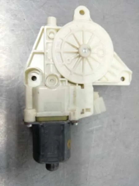 Motor Elevalunas Delantero Derecho para Mercedes-Benz Clase B (W246)
