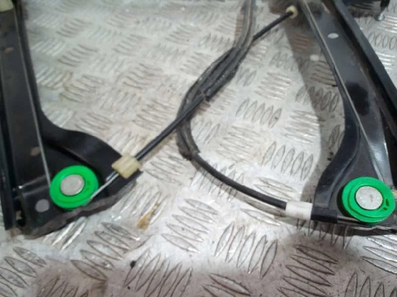 Elevalunas Delantero Derecho para Volkswagen Polo (6R1)