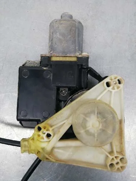 Elevalunas Trasero Derecho para Volkswagen Polo (6R1)