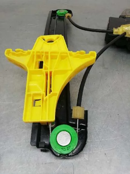 Elevalunas Trasero Derecho para Volkswagen Polo (6R1)