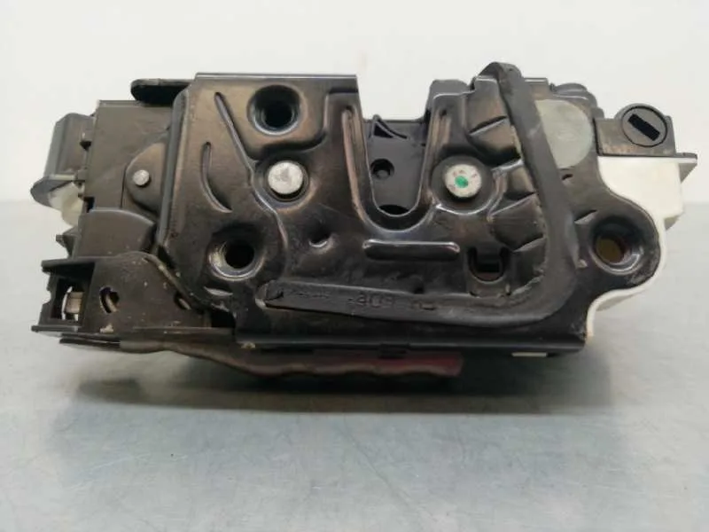 Cerradura Puerta Trasera Derecha para Volkswagen Polo (6R1)