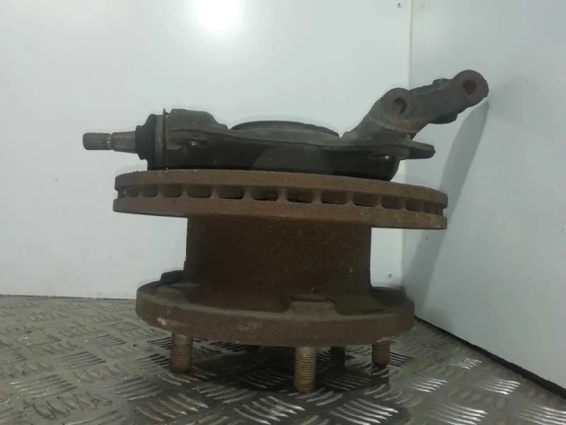 Mangueta Delantera Izquierda para Renault Master Kipper Doka