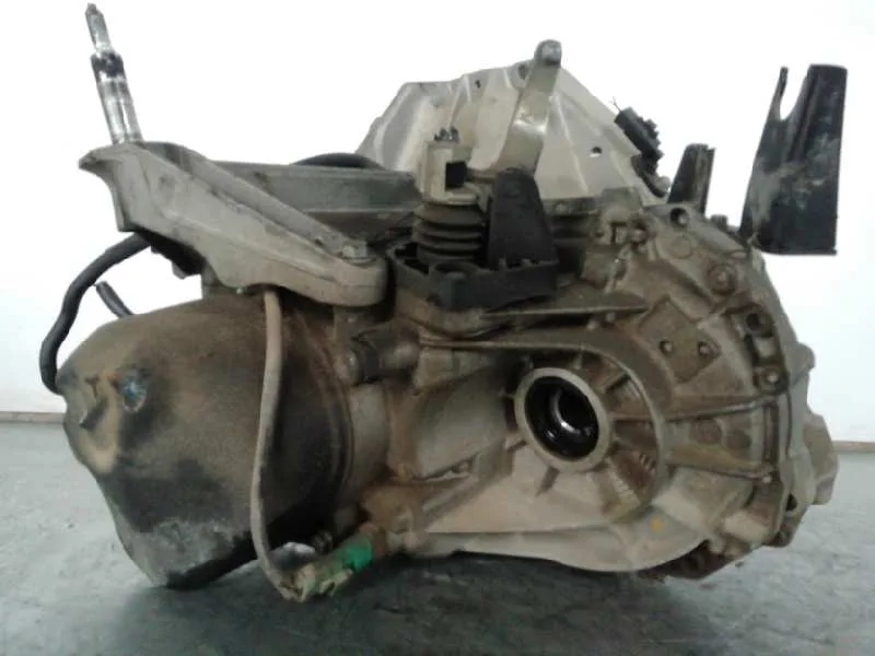 Caja Cambios para Nissan Micra (K12E)