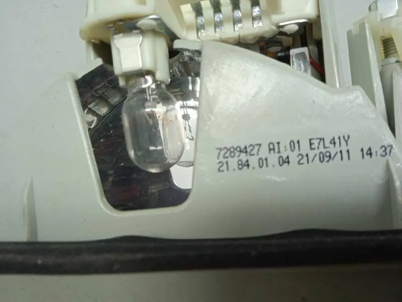 Piloto Trasero Izquierdo Interior para Bmw Serie 3 Berlina (E90)