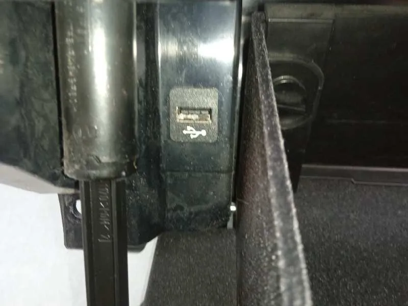 Guantera para Bmw Serie 3 Berlina (E90)
