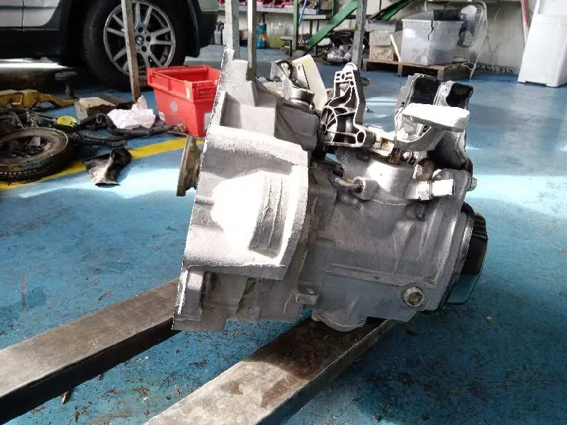 Caja Cambios para Volkswagen Polo (6R1)