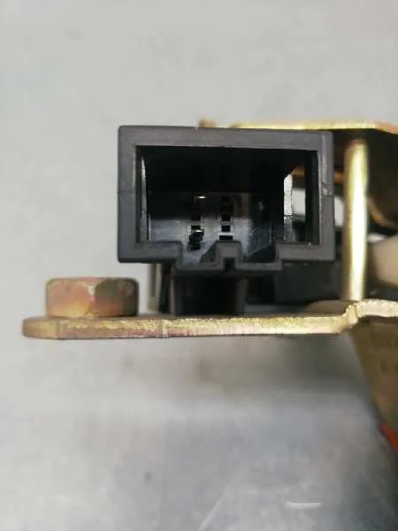 Cerradura Maletero / Porton para Skoda Octavia Berlina (1U2)