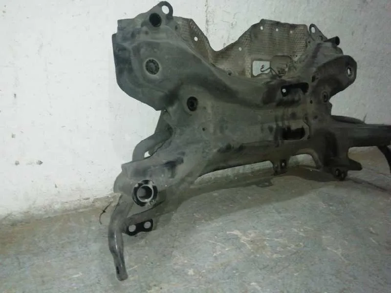 Puente Delantero para Lexus Ct