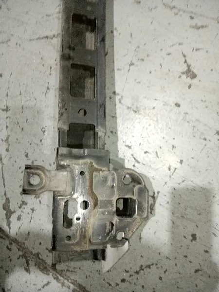 Refuerzo Paragolpes Delantero para Hyundai Santa Fe (Bm)