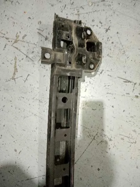 Refuerzo Paragolpes Delantero para Hyundai Santa Fe (Bm)