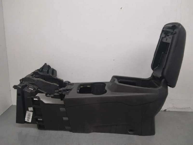 Apoyabrazos Central para Ford Focus Lim. (Cb8)