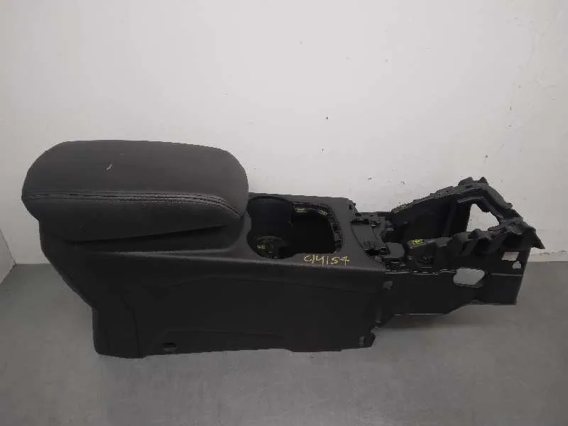 Apoyabrazos Central para Ford Focus Lim. (Cb8)