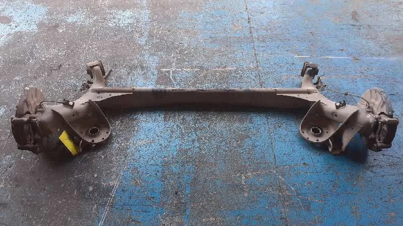 Puente Trasero para Kia Carens ( )