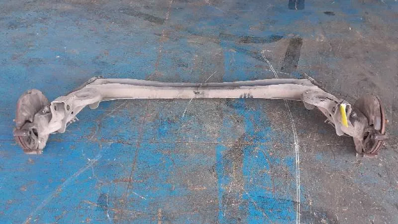 Puente Trasero para Kia Carens ( )
