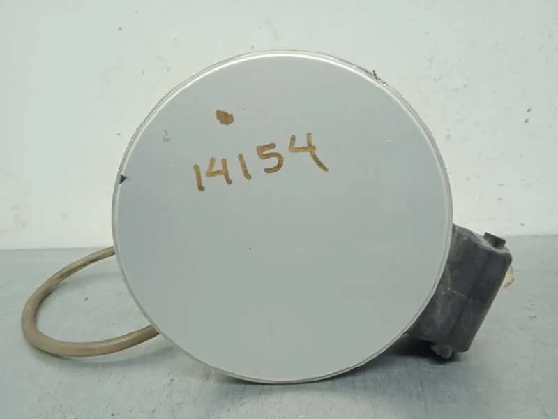 Tapa Exterior Combustible para Volkswagen Golf Iv Berlina (1J1)