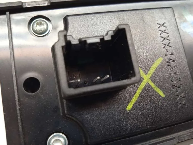 Mando Elevalunas Delantero Izquierdo para Ford Focus Lim. (Cb8)