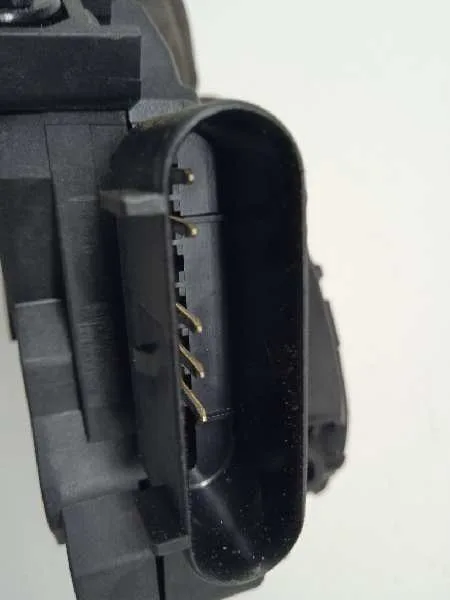 Cerradura Puerta Delantera Izquierda para Ford Focus Lim. (Cb8)