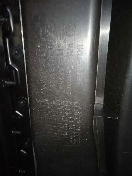 Salpicadero para Volkswagen Golf V Berlina (1K1)