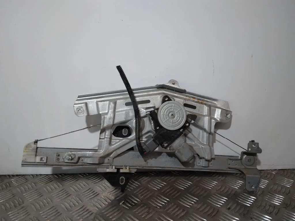 Elevalunas Delantero Derecho para Honda Civic Berlina 5 (Fk)