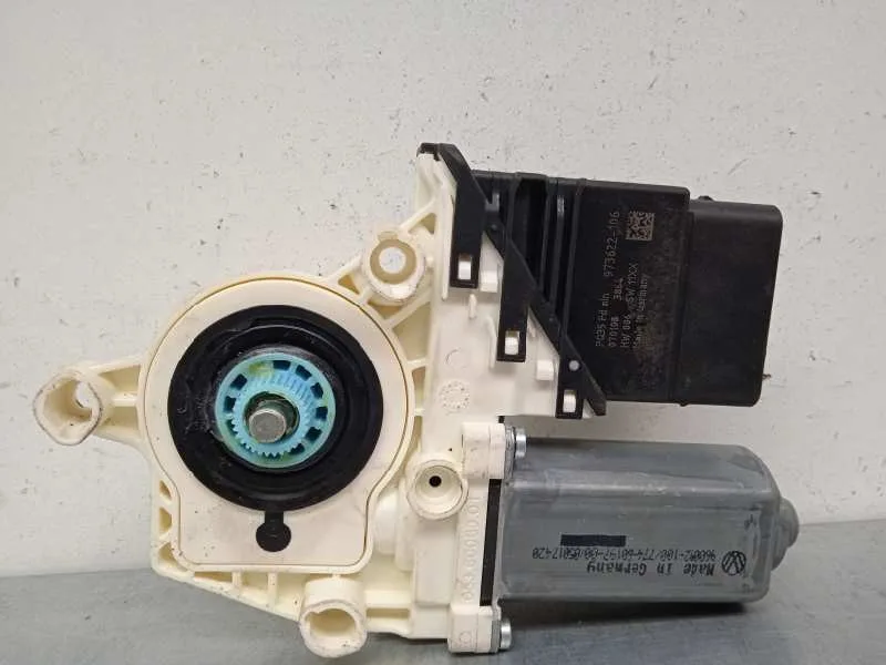 Motor Elevalunas Trasero Derecho para Volkswagen Passat Variant (3C5)