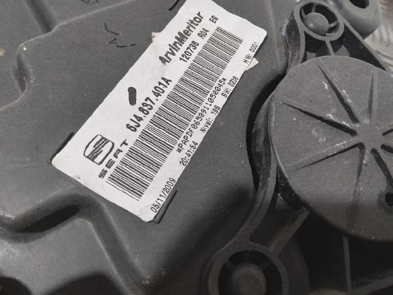 Elevalunas Delantero Izquierdo para Seat Ibiza (6J5)