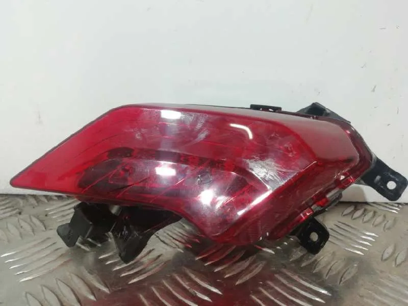 Piloto Trasero Derecho para Yamaha Tmax