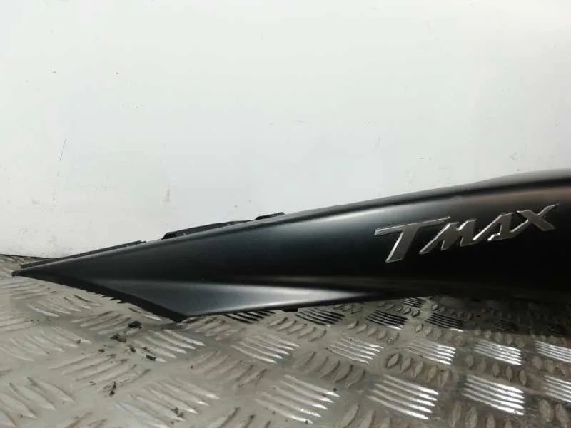 Plasticos para Yamaha Tmax