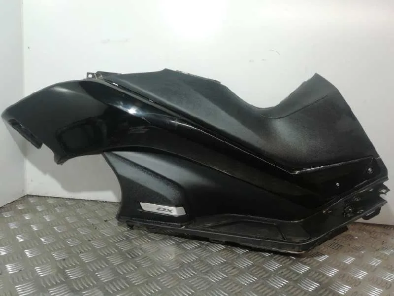 Plasticos para Yamaha Tmax