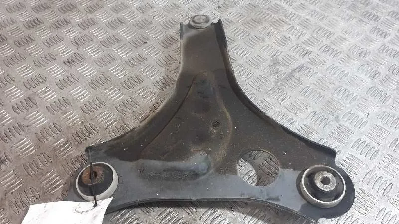 Soporte Brazo Suspension Delantero Derecho para Smart Forfour