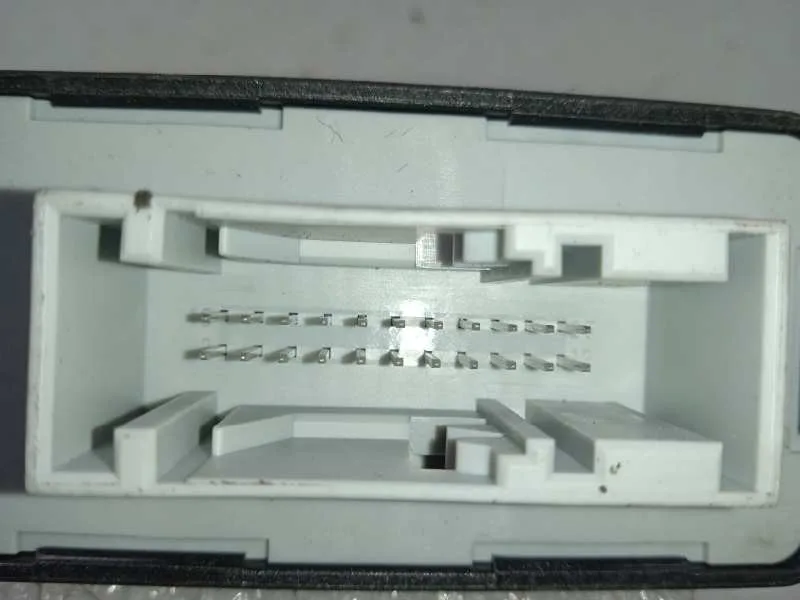 Rele para Volkswagen Golf V Berlina (1K1)