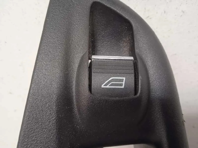 Mando Elevalunas Trasero Izquierdo para Ford Focus Lim. (Cb8)