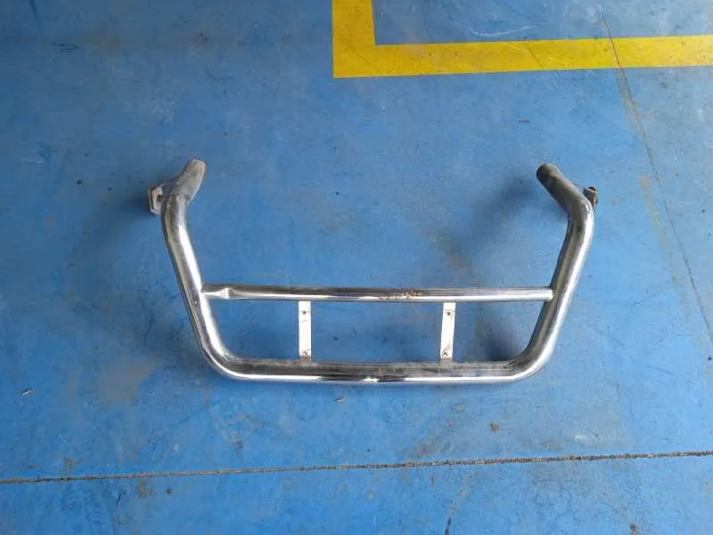 Defensa Delantera para Nissan Almera Tino (V10M)