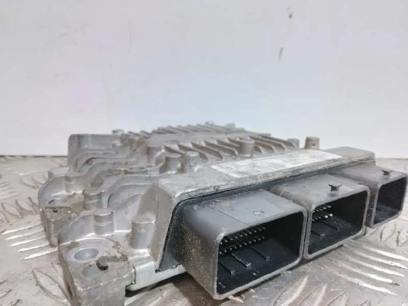 Centralita Motor Uce para Ford Mondeo Ber. (Ca2)