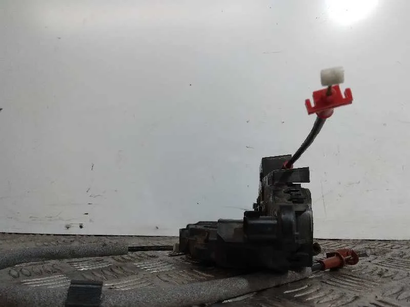 Cerradura Puerta Trasera Derecha para Ford Mondeo Ber. (Ca2)
