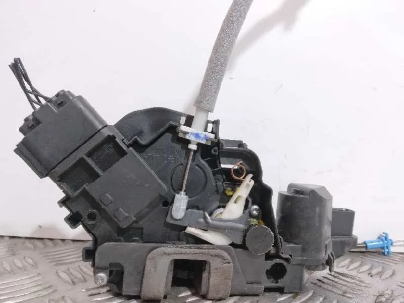 Cerradura Puerta Trasera Izquierda para Ford Mondeo Ber. (Ca2)