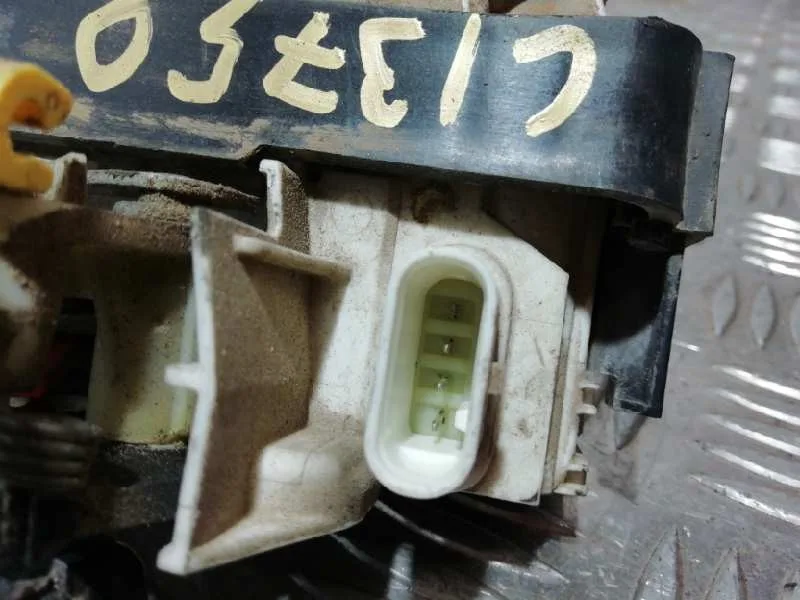 Cerradura Puerta Delantera Derecha para Dodge Caliber