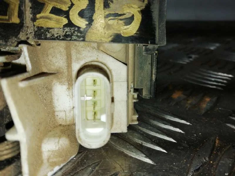 Cerradura Puerta Trasera Derecha para Dodge Caliber