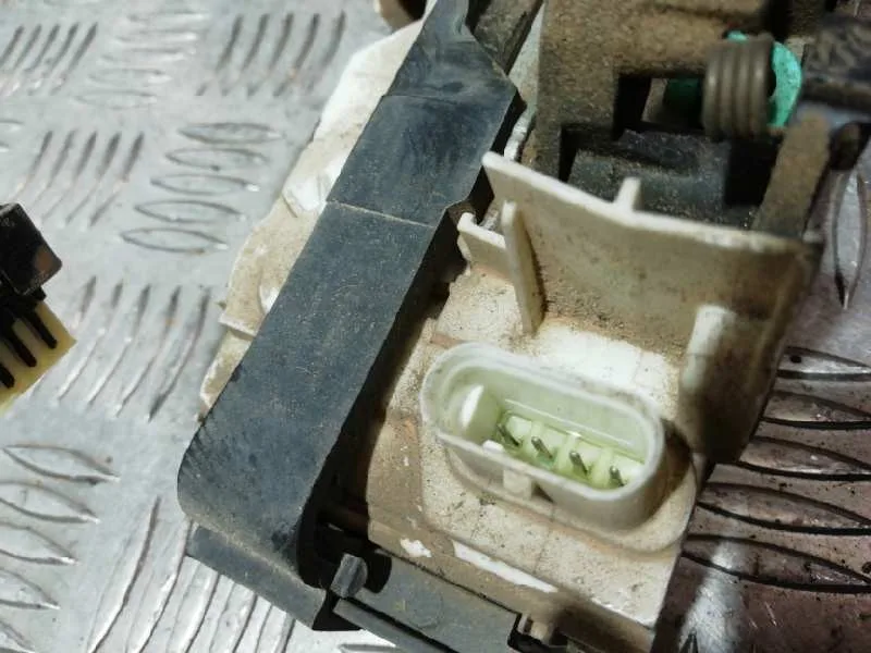 Cerradura Puerta Trasera Izquierda para Dodge Caliber