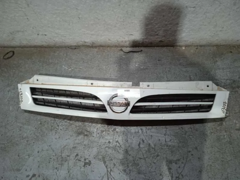 Rejilla Delantera para Nissan Interstar Mod. 04 (X70)