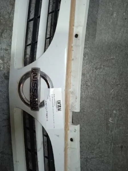 Rejilla Delantera para Nissan Interstar Mod. 04 (X70)